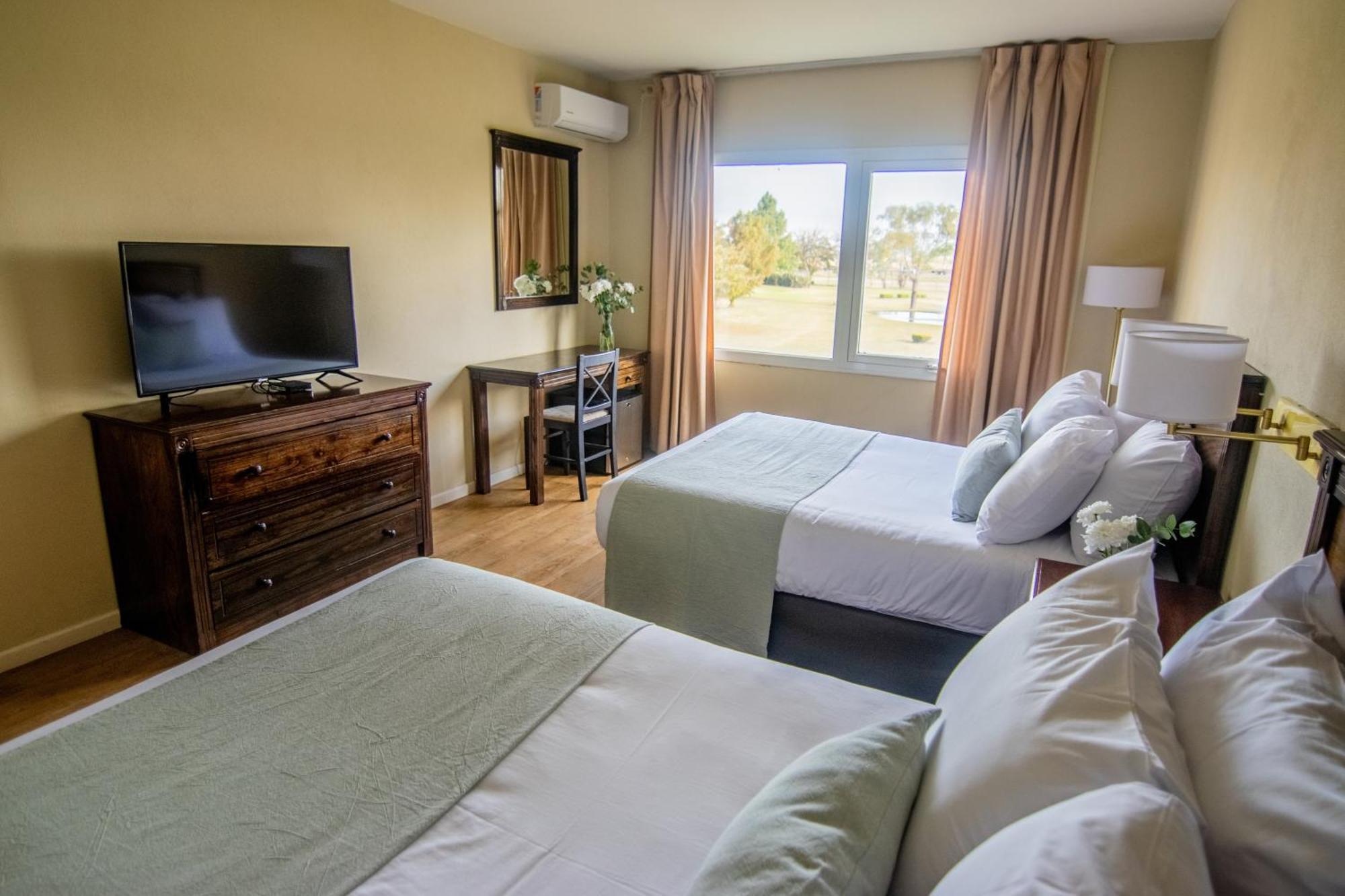 Wyndham Garden Campana Otel Dış mekan fotoğraf