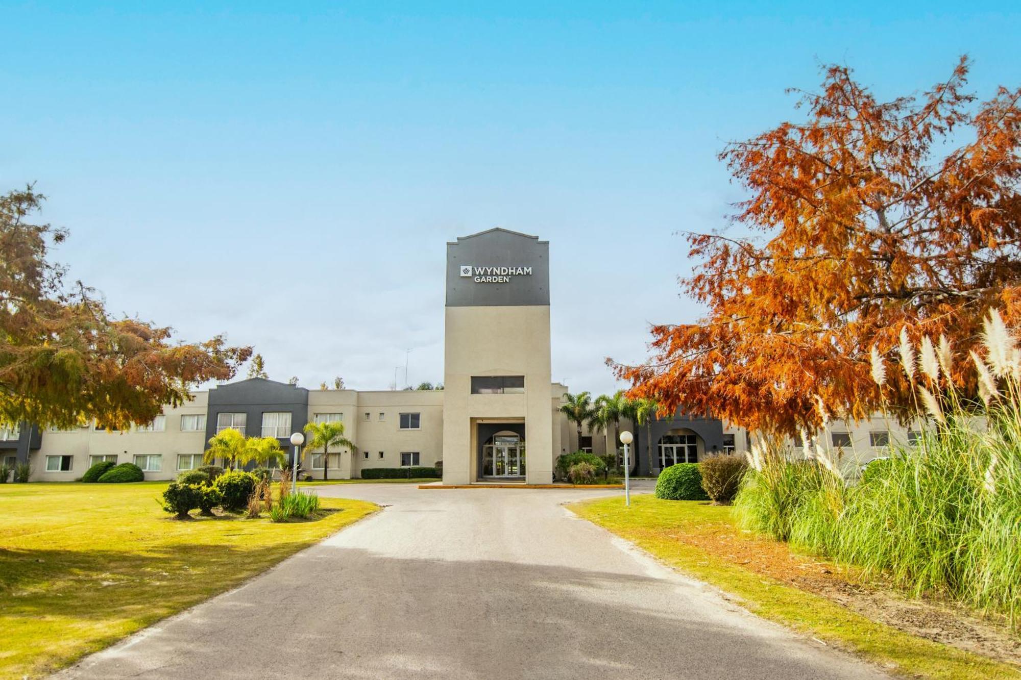 Wyndham Garden Campana Otel Dış mekan fotoğraf