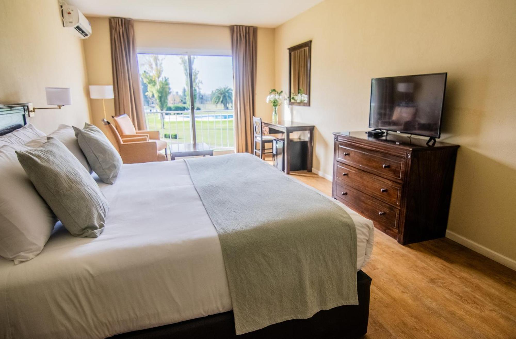 Wyndham Garden Campana Otel Dış mekan fotoğraf
