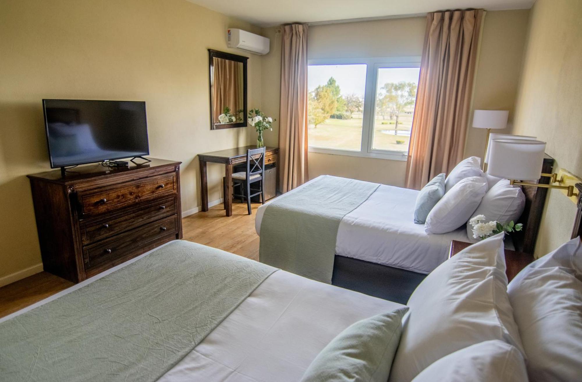 Wyndham Garden Campana Otel Dış mekan fotoğraf