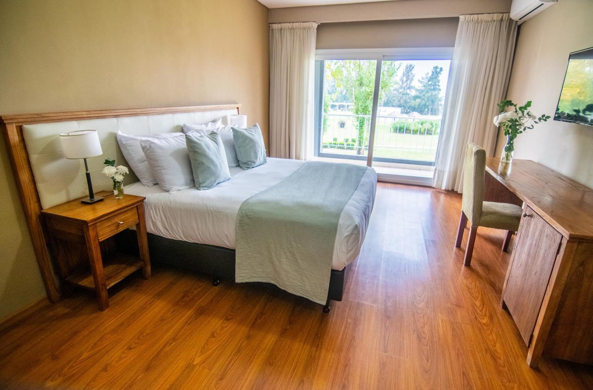 Wyndham Garden Campana Otel Dış mekan fotoğraf